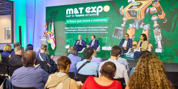 Estudo prevê crescimento de 6% nas vendas de máquinas