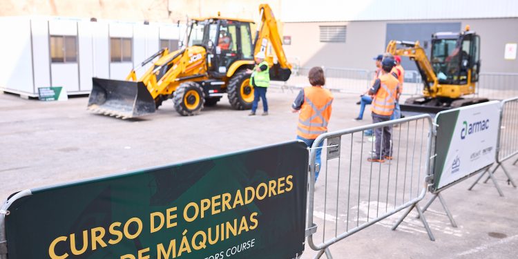 M&T Expo promoveu curso gratuito para operadores de máquinas