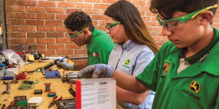 Tracbel lança programa de formação de assistentes técnicos