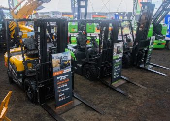LiuGong expõe empilhadeira elétrica e plataforma tesoura na Analoc Rental Show